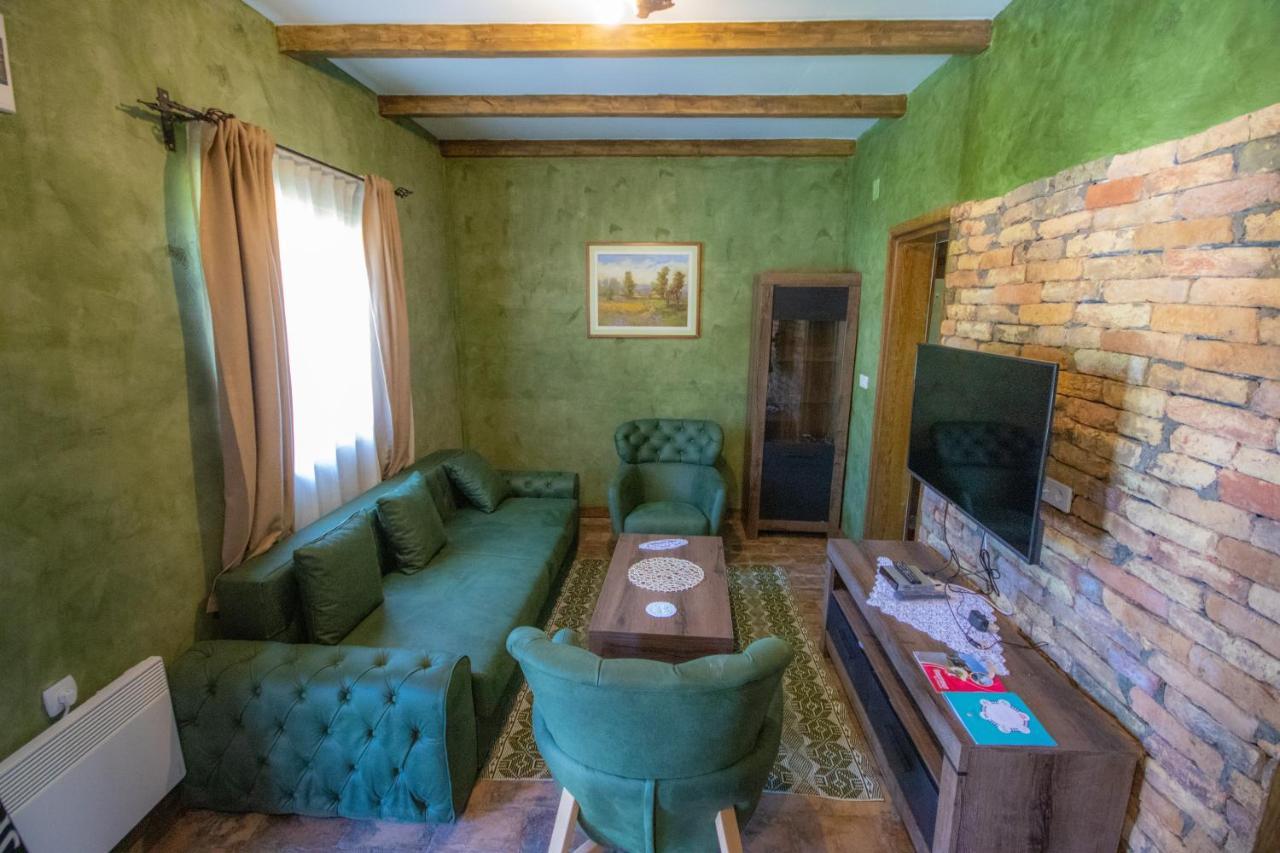 Appartement Etno Selo Svodje à Vlasotince Extérieur photo