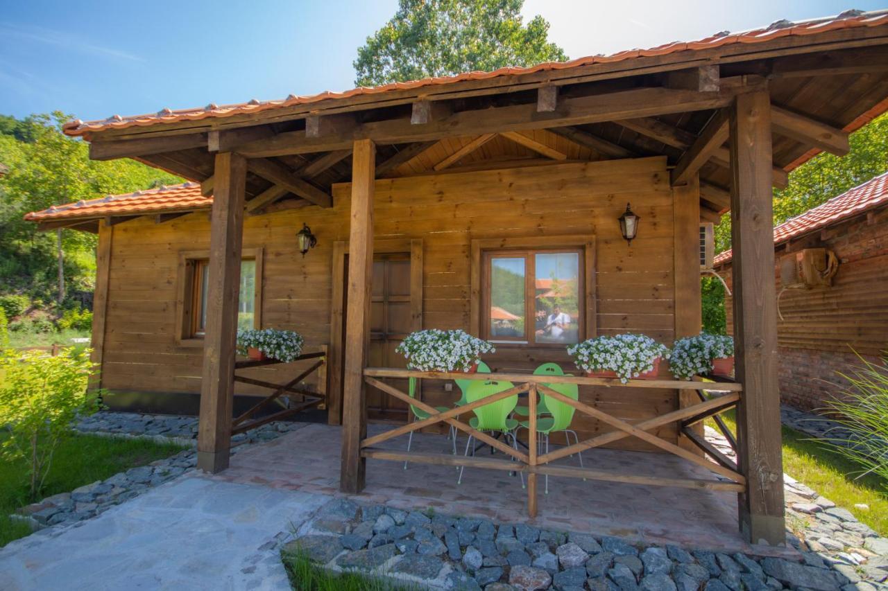 Appartement Etno Selo Svodje à Vlasotince Extérieur photo